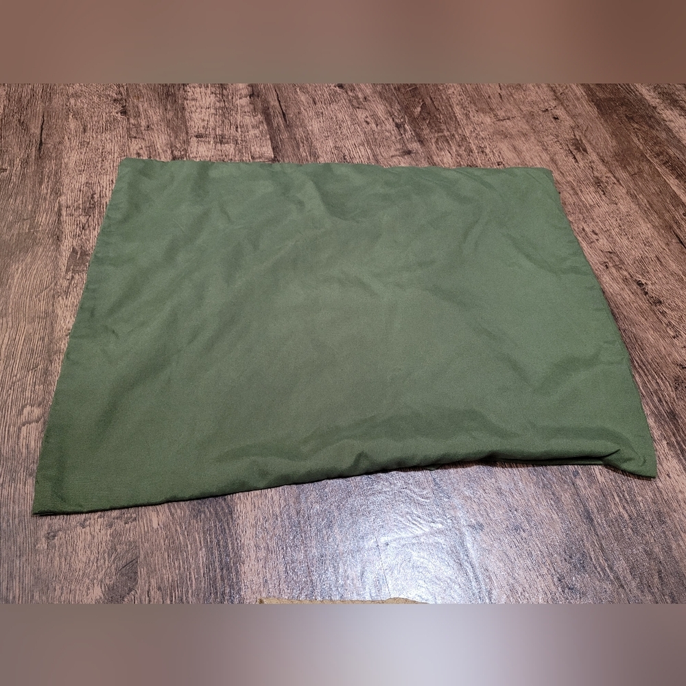 Bare Home Envelope Style Green Standard Pillowcase